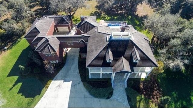 5 bedroom Property For Sale: 11512.. - 2
