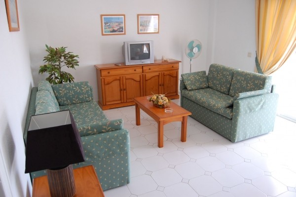 2 bed Apartment in CALAHONDA - 2