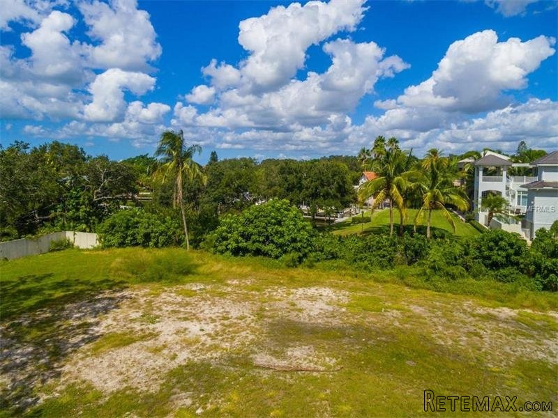 Land For Sale: 1419 Pine Bay Dr.. - 2
