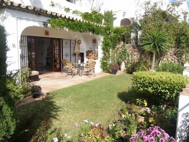 Villa - SOLE AGENTS. A WONDERFUL.. - 2