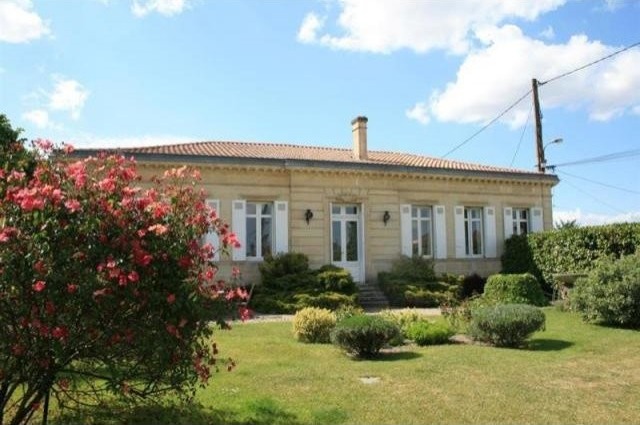 4 bedroom Character For Sale: 33000..