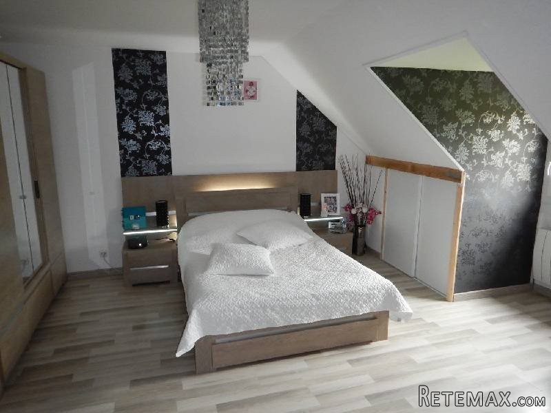 Traditional House For Sale - 2