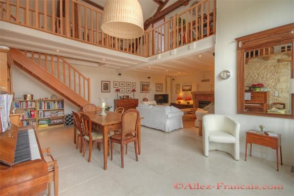 Lizant (86) - For sale : Luxurious barn..