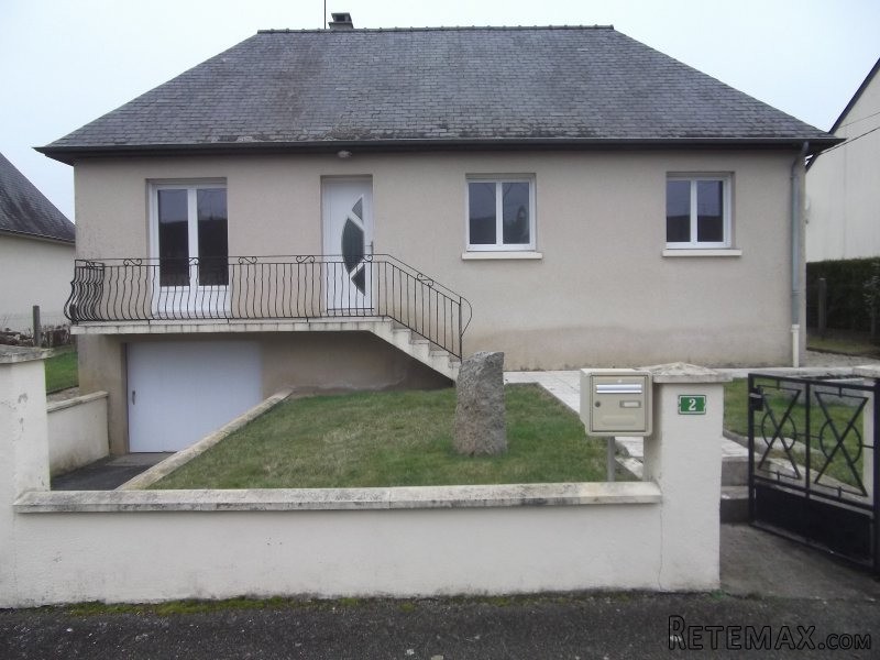 Traditional House with Nice Garden
