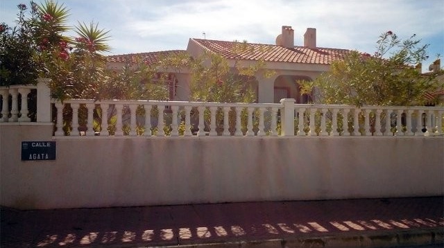 5 Bedrooms - Property - Alicante - For..