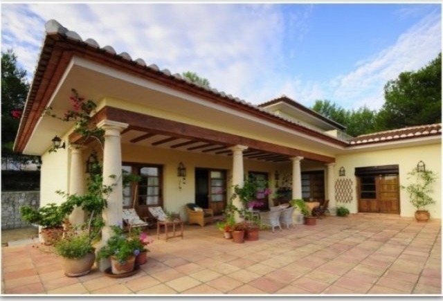 Villa for sale in Javea