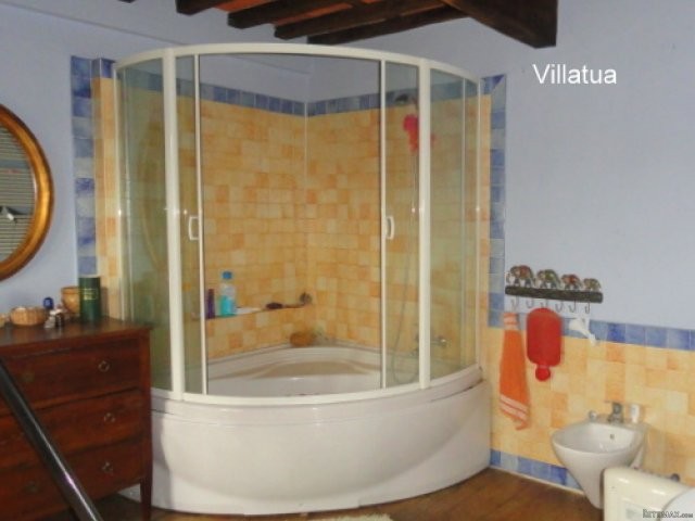 Country/farmhouse - For Sale - North of..