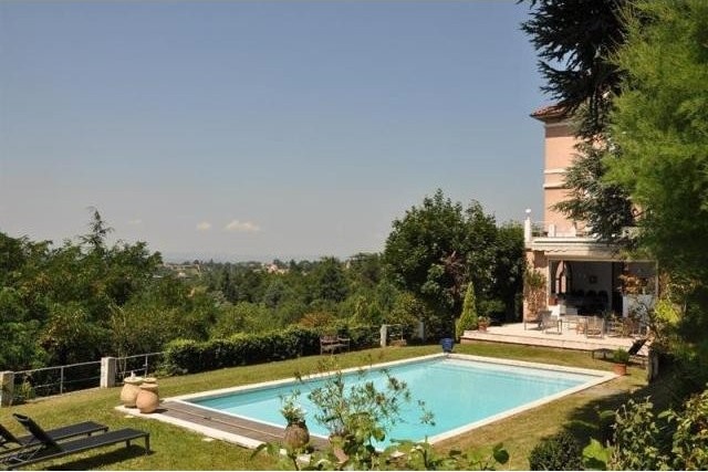 7 bedroom House For Sale: 69370 SAINT..