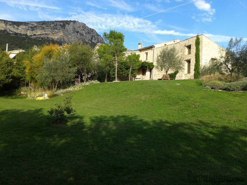 2 Stone Houses For Sale With.. - 2