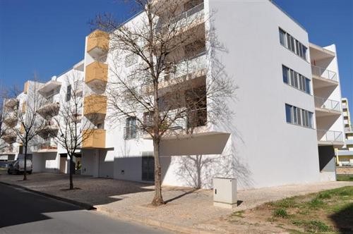 Meia Praia Apartment,