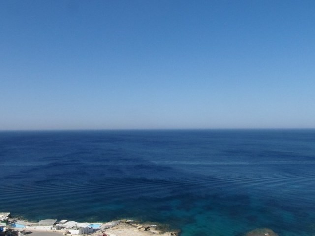 Spacious Sea view Apartment