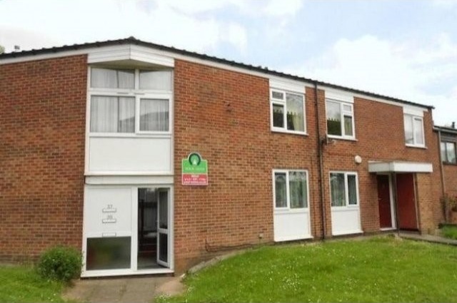 1 Bed Flat/Apartment To Let - 2