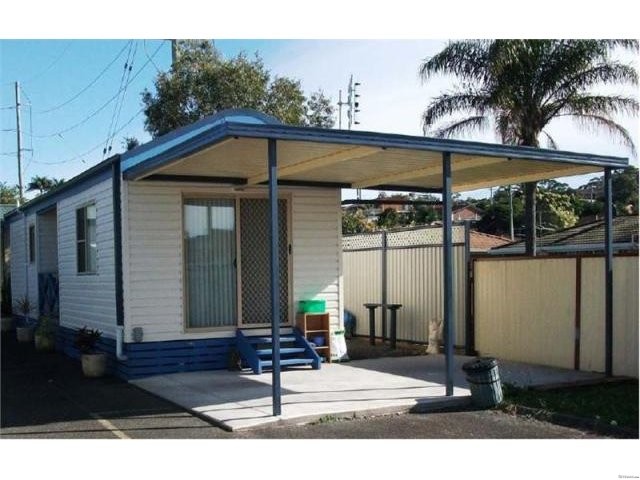 Lime Tree Village - Near New 1 Bedroom..