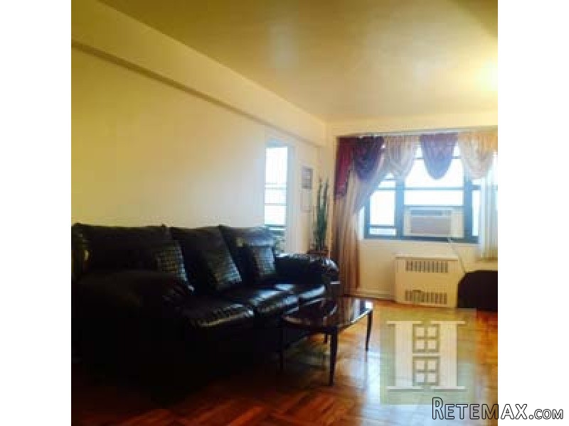 2 bedroom Apartment For Sale: 3103..