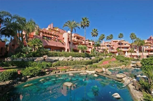 APARTMENT FOR SALE NEW GOLDEN MILE - 2