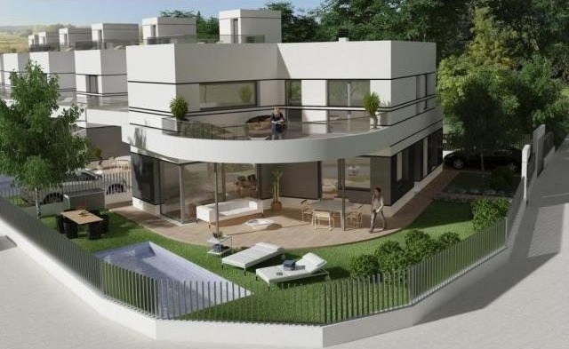 New detached villas in Playa Golf