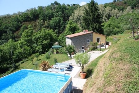Small Estate Near Pescia