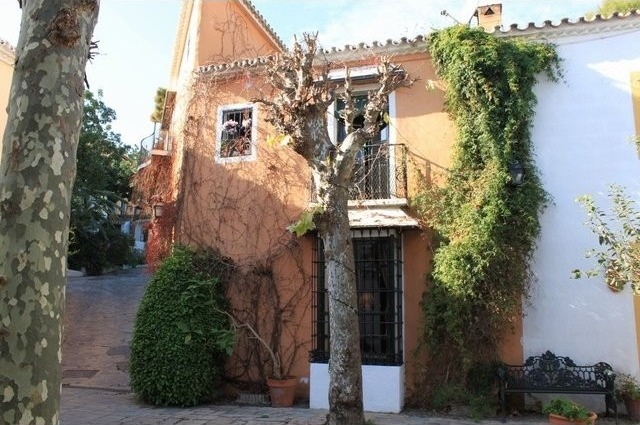 4 Bedrooms - Property - Malaga - For..