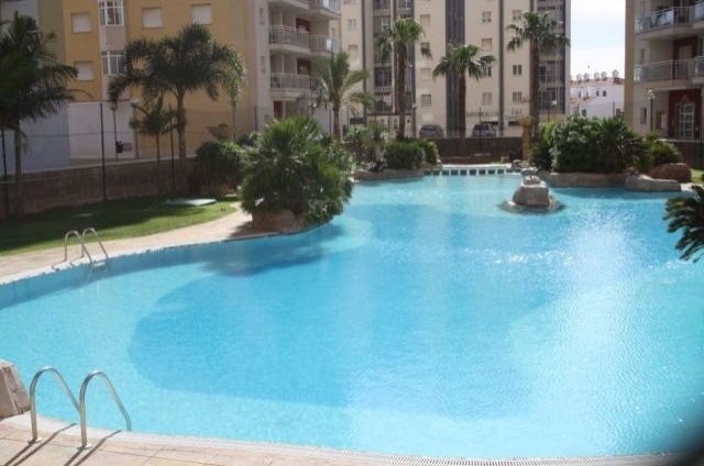 First Floor 2 Bedroom Apartment In La..