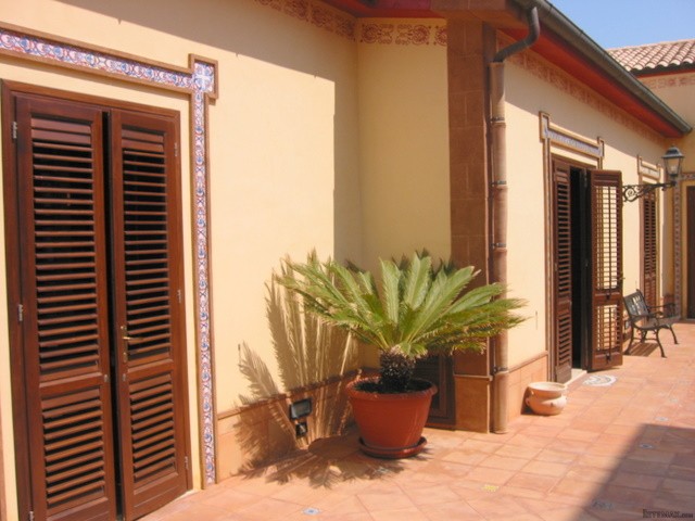 Villa - For Sale - Other areas in Italy..