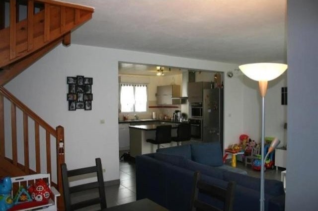 3 bedroom House For Sale: 86000 POITIERS - 2