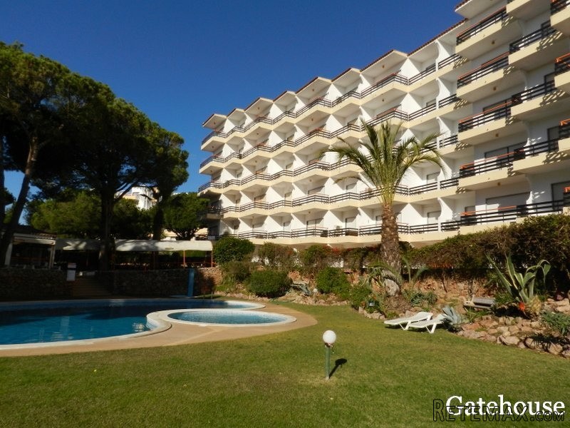 2 Bed Apartment In Vilamoura For Sale..