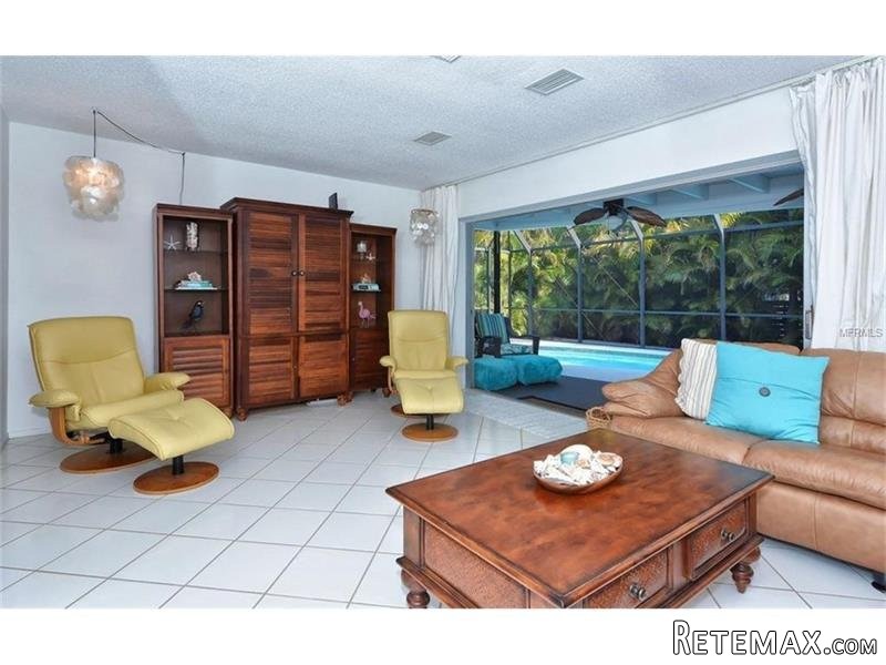 3 bedroom House For Sale: 7251 Antigua.. - 2