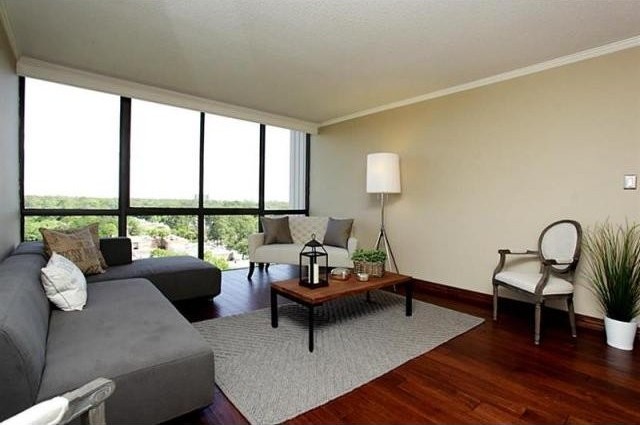 2 bedroom Apartment For Sale: 5001..