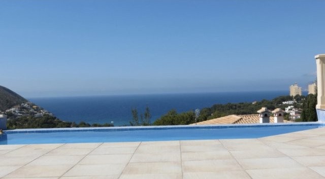 4-Bed 4-Bath Villa In Moraira*