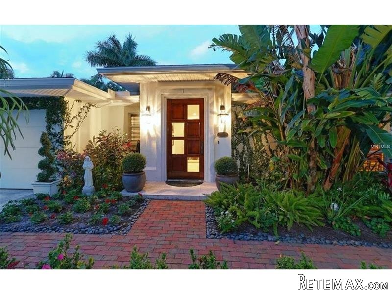 3 bedroom House For Sale: 4487 Camino.. - 2