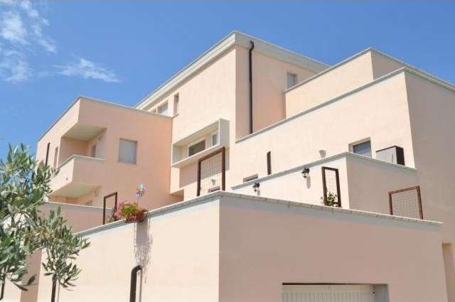 1 Bedroom - Apartment - For Sale