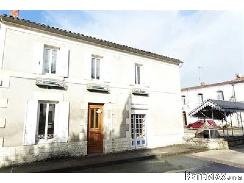 3 Bedrooms - House - Poitou-Charentes.. - 2