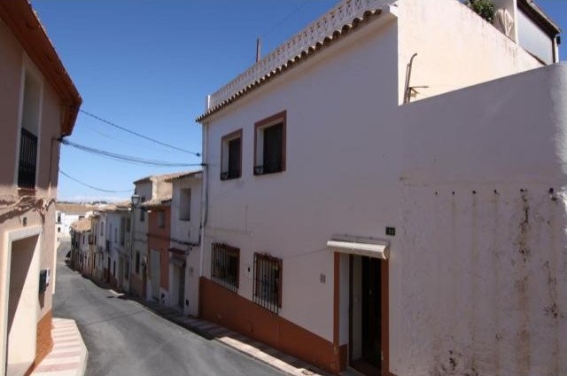 3 Bedrooms - House - Alicante - For Sale