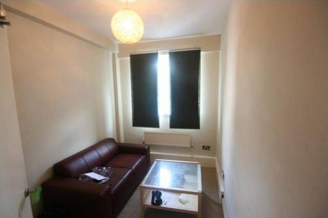Sidmouth Street, London WC1H - 2