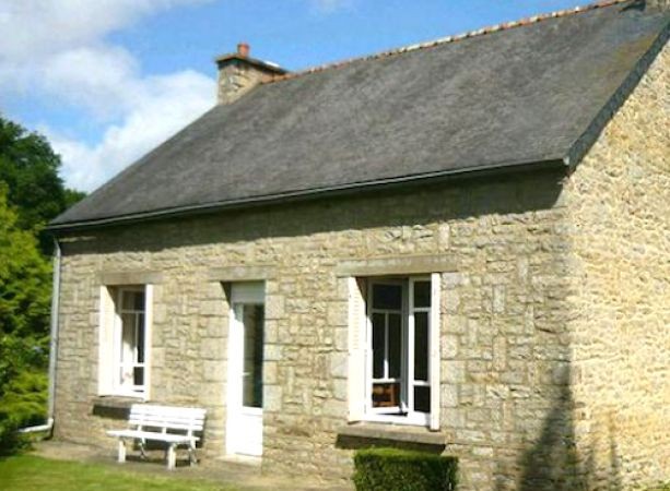 Country House to Refresh, Habitable Now