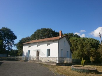 Old Farm With Beautiful Outbuildings On.. - 2