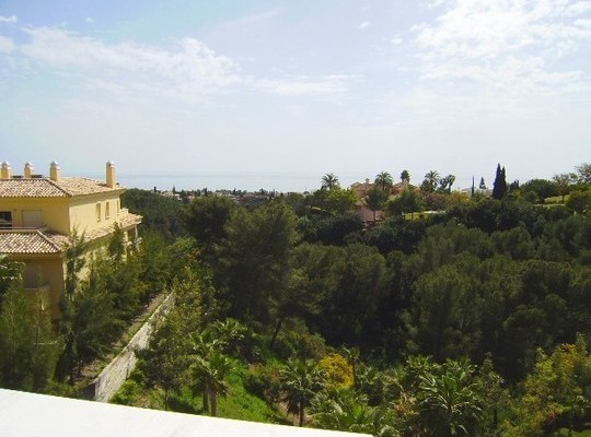 Apartment for sale in The Golden Mile..