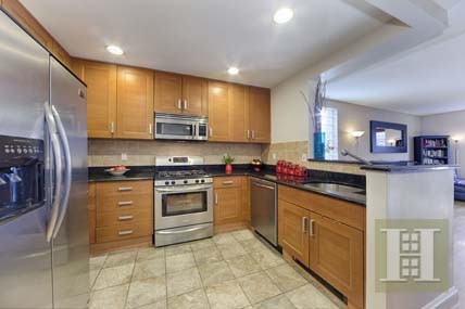 2 bedroom Apartment For Sale: 483.. - 2