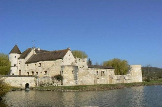 6 bedroom Castle For Sale: 60600..