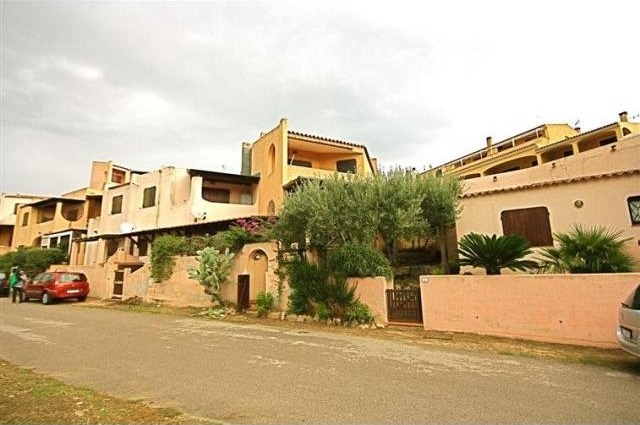 4 Bedrooms - Apartment - For Sale