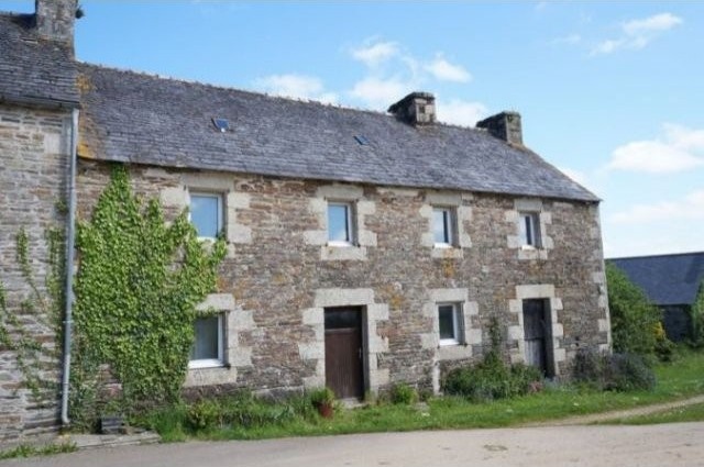 Coutryside Property with Outbuildings - 2