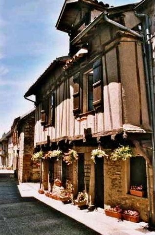 4 Bedroom Village House For Sale - 2