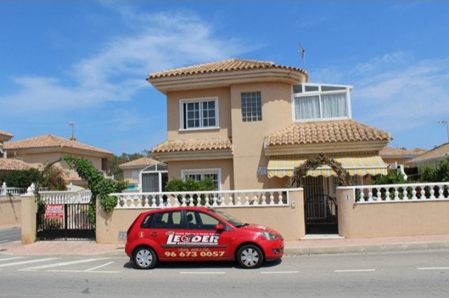 Detached for sale 189.995 € Costa..