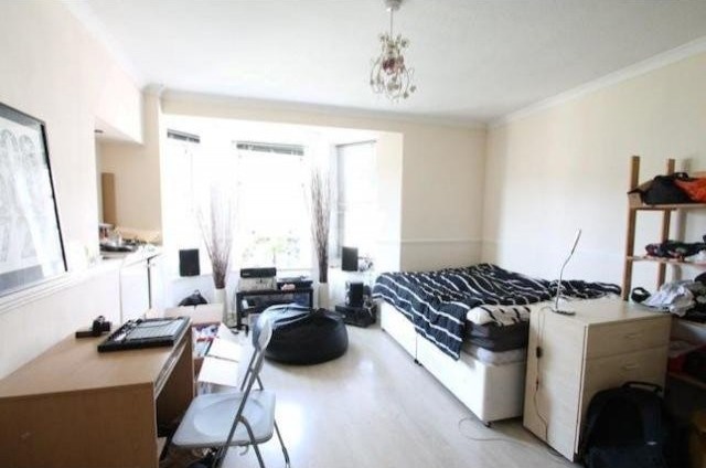 4 bed flat to rent - 2