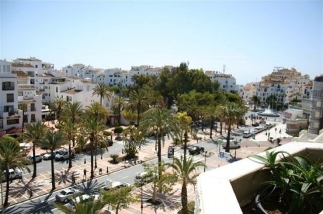 Luxury apartment in Puerto Banus