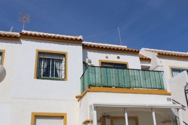 Duplex for sale 77.950 € Costa..