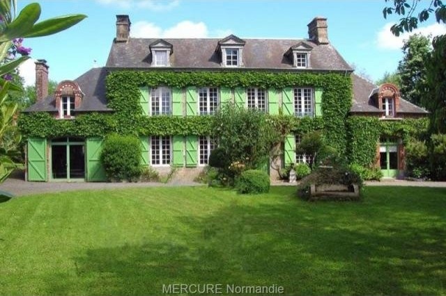 4 bedroom House For Sale: 50600..