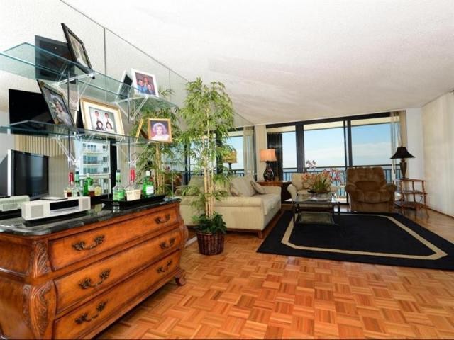2 bedroom Residence For Sale: Singer.. - 2