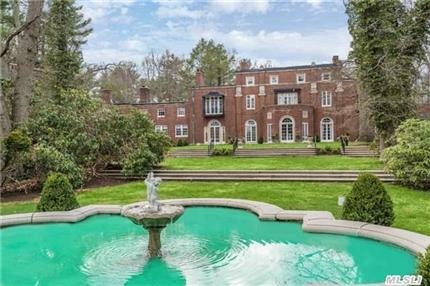 393 Oyster Bay Rd Mill Neck, NY 11765