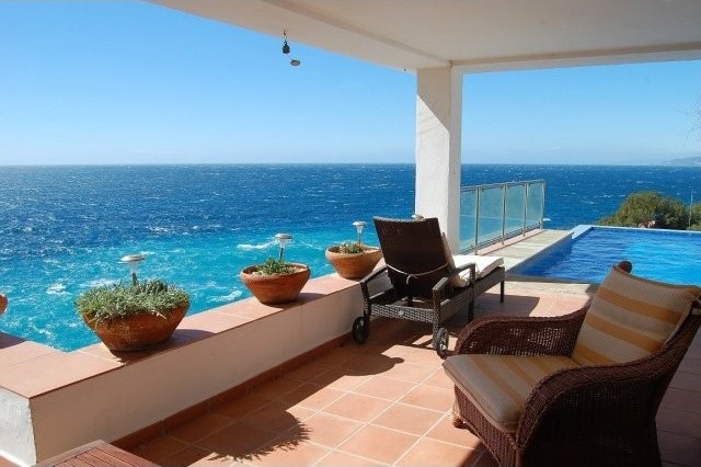 5 Bedroom Villa with Pool and Access to..